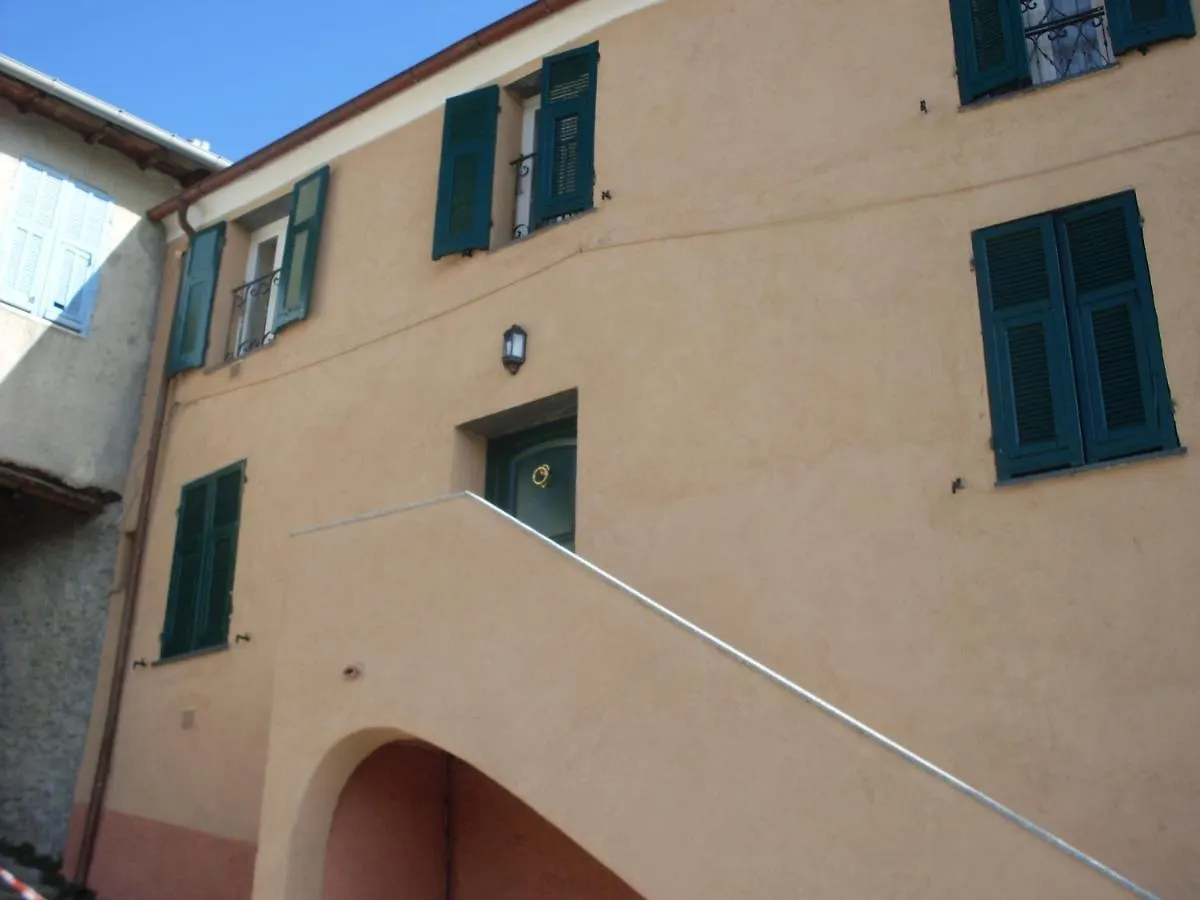 Apartment Agriturismo Il Glicine E La Lucerna - Appartamento Scala Ranzo-Borgo